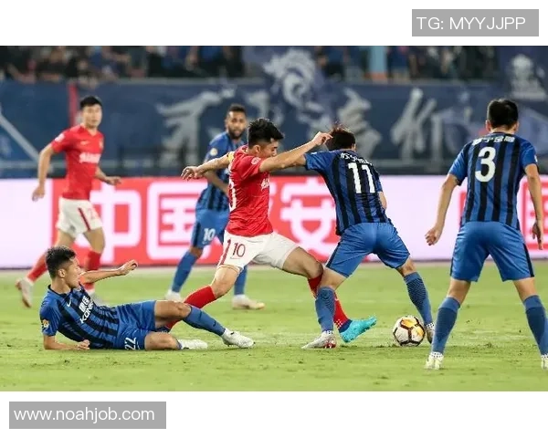 中超激战巴萨惊险逆转里昂4-3胜利引发全场热议与数据分析