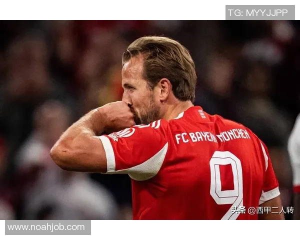 西甲经典对决：拜仁绝杀曼联引发全场狂欢历史冷门再现